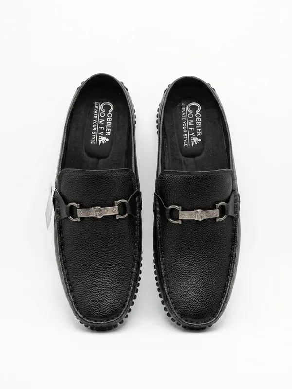 Black_Genuine_Leather_Slip-On_Loafers_For_Men