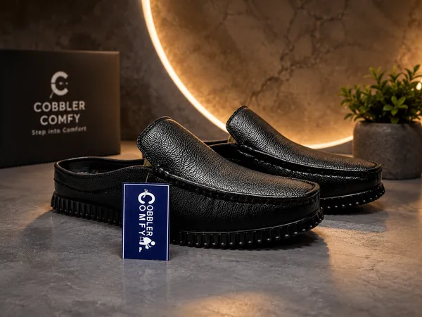 Black_Leather_Moc-Toe_Slip-On_Loafers_For_Men