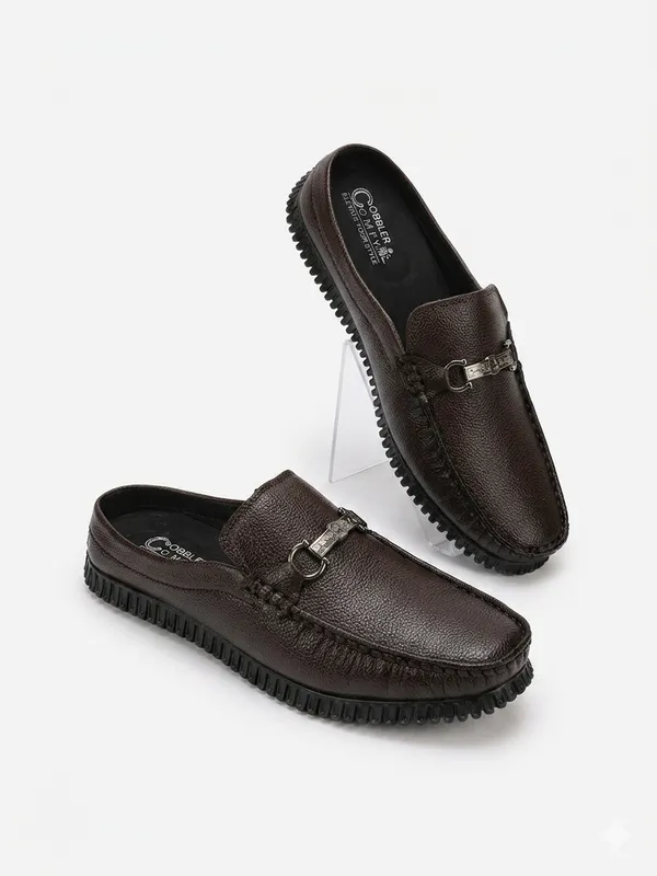 Brown_Textured_Leather_Metallic_Buckle_Loafers_For_Men