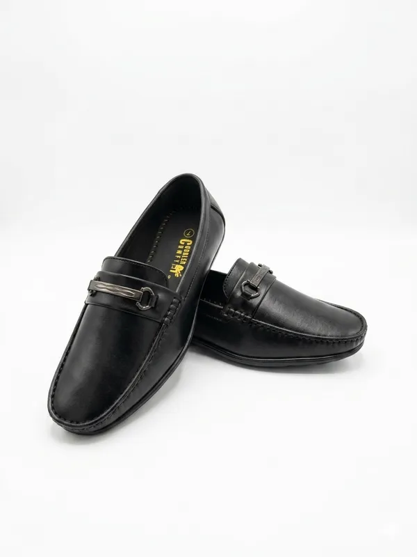 Black_Leather_Metal_Buckle_Slip-On_Loafers_For_Men