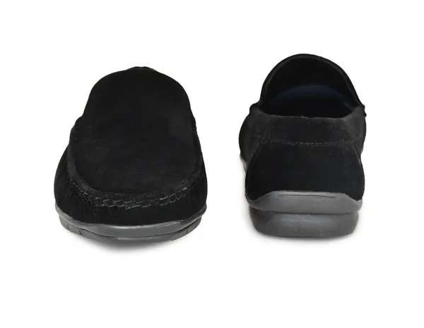 Black_Suede_Slip-On_Casual_Loafers_For_Men
