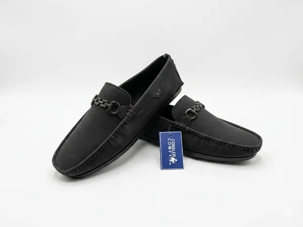 Black_Synthetic_Leather_Chain-Detail_Slip-On_Loafers_For_Men