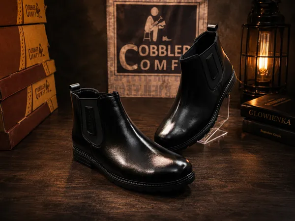 Faux_Leather_Round_Crust_Chelsea_Boot_Black