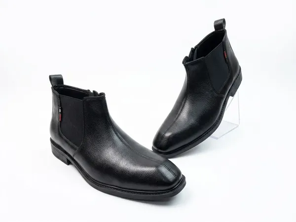 Faux_Leather_Dimond_Cut_Milled_Chain_Chelsea_Boot_Jack
