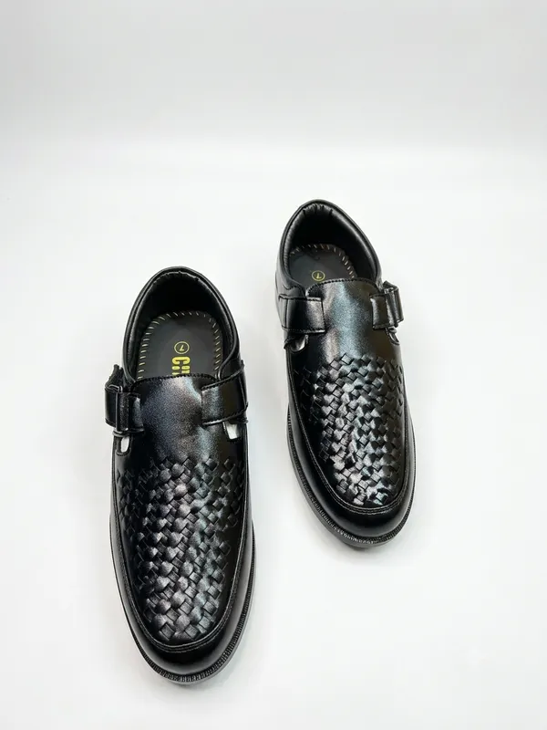 Faux_Leather_Cross_Roman_Sandal's_Crust_Black