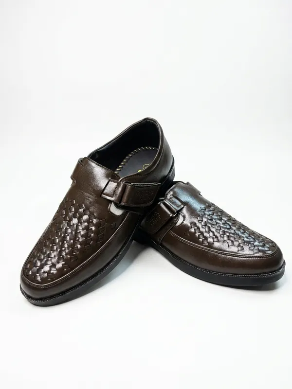 Faux_Leather_Cross_Roman_Sandal's_Crust_Brown