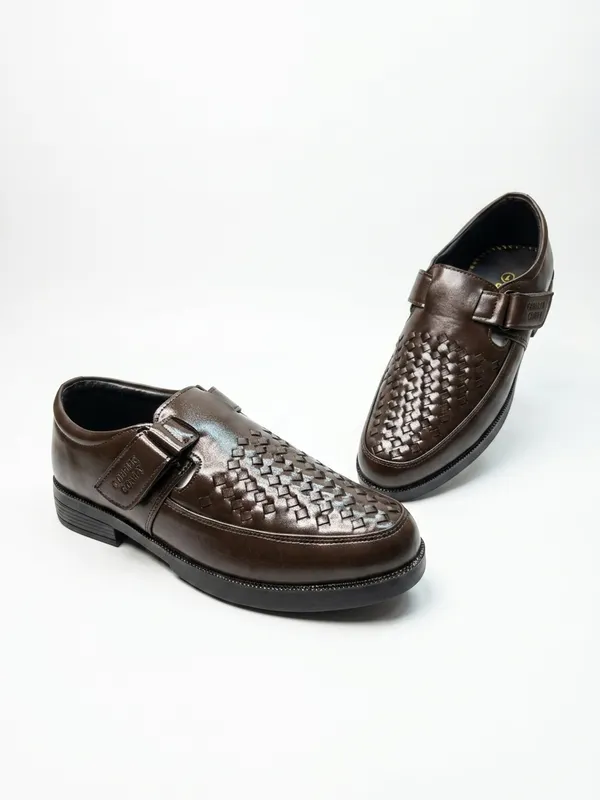 Faux_Leather_Cross_Roman_Sandal's_Crust_Brown