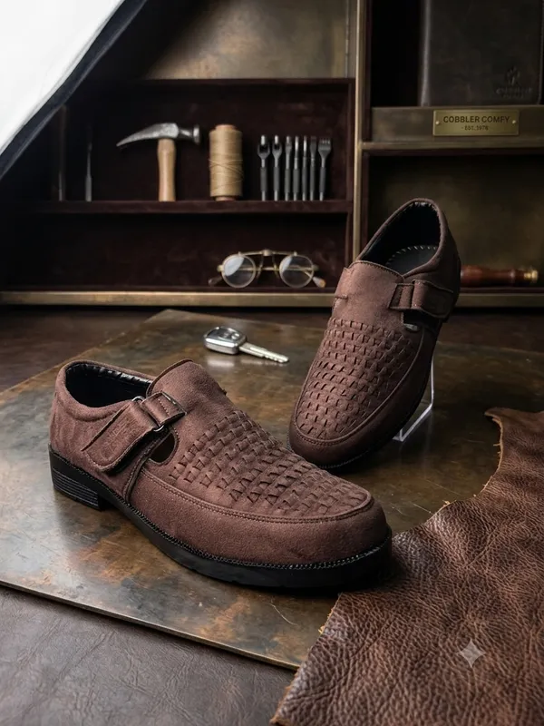 Faux_Leather_Cross_Roman_Sandal's_Suede_Cherry