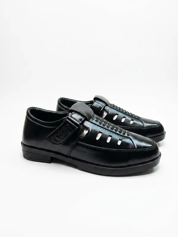 Faux_Leather_Cross_Spark_Roman_Sandal's_Crust_Black