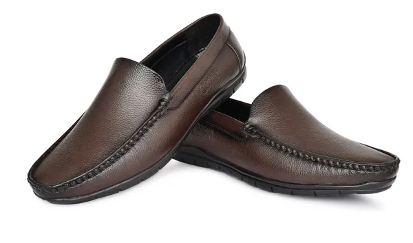 Brown_Leather_Slip-On_Loafers_For_Men