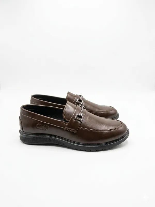 Brown_Leather_Buckle_Slip-On_Loafers_For_Men