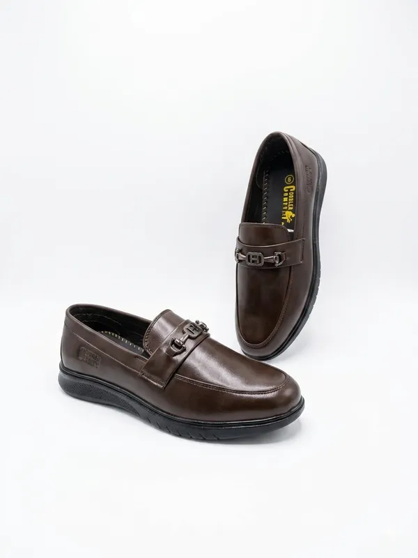 Brown_Leather_Buckle_Slip-On_Loafers_For_Men