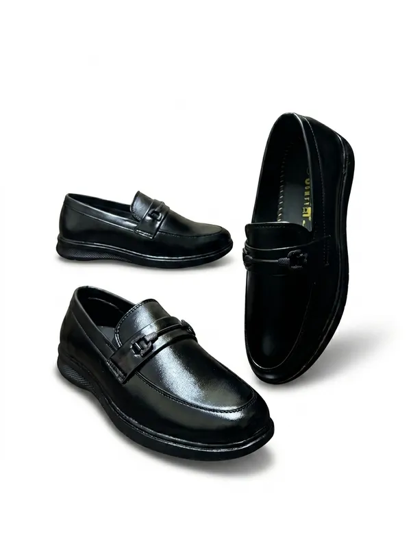Black_Leather_Buckle_Slip-On_Formal_Shoes_For_Men