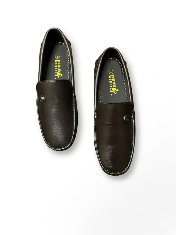 Brown_Leather_Slip-On_Casual_Shoes_For_Men