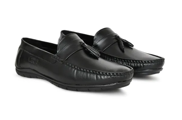 Black_Leather_Tassel_Slip-On_Loafers_For_Men