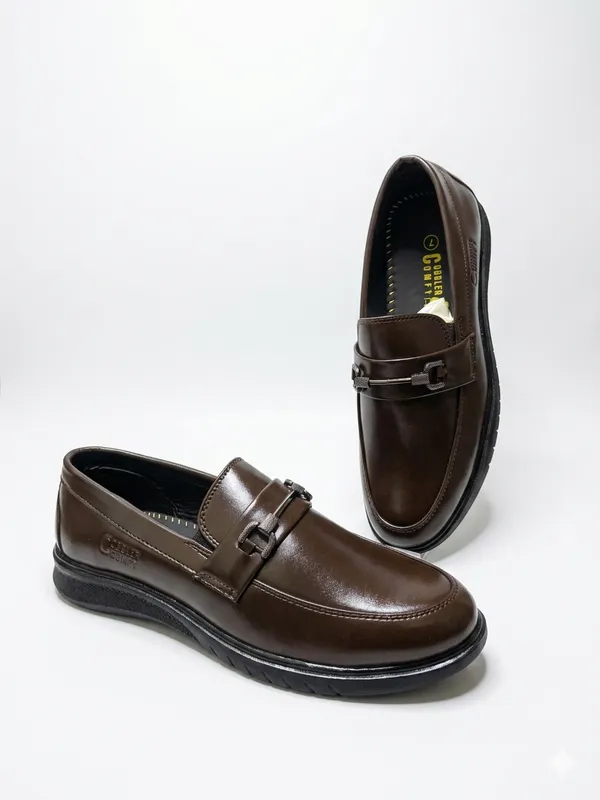 Brown_Leather_Buckle_Slip-On_Loafers_For_Men
