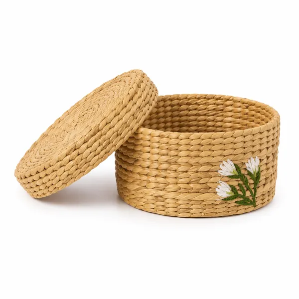 Natural_Woven_Kauna_Grass_Round_Storage_Basket_With_Lid