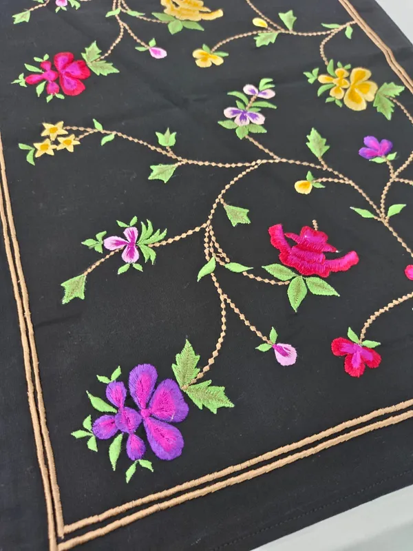 Nishat_Bagh_Tea_Cozy_Size_72_Inches