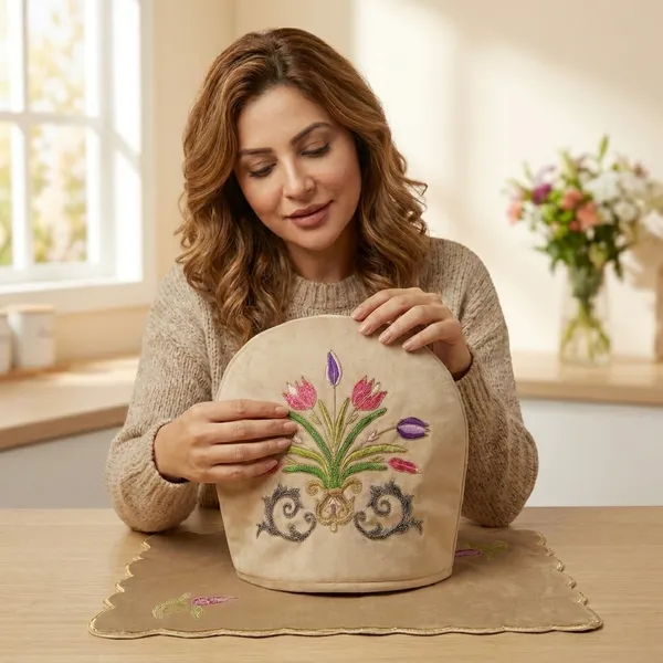 Tulip_Garden_Zardozi_Embroidered_Tea_Cozy_And_Mat_Set