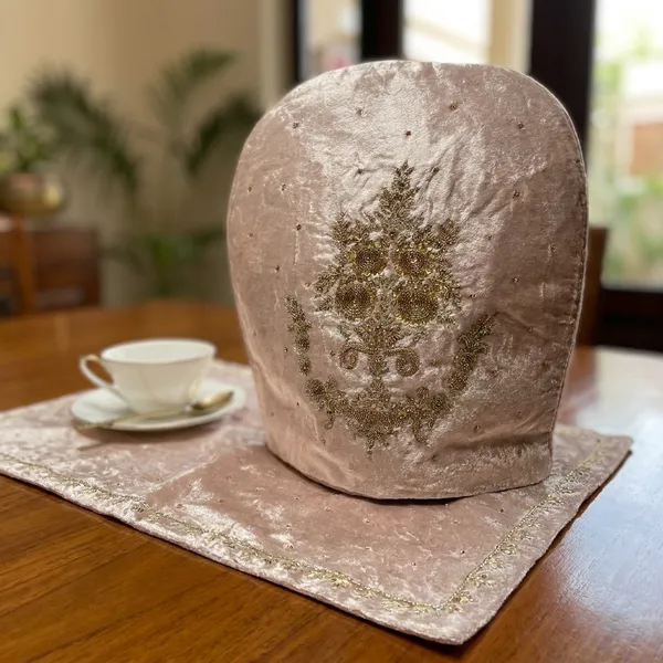 Zeenat_Green_Velvet_Tea_Cosy_Set