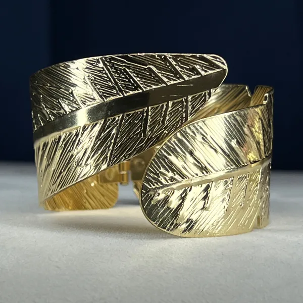 Gold_Brass_Anti-Tarnish_Leaf_Cuff_Bracelet_For_Women