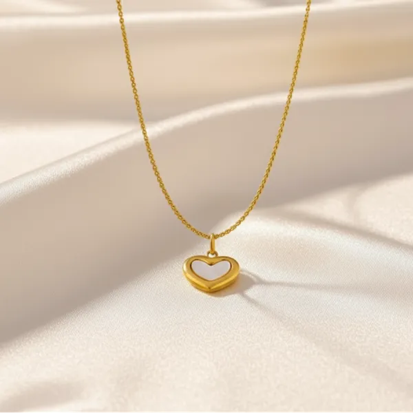 Gold_Brass_Anti-Tarnish_Heart_Motif_Necklace_For_Women