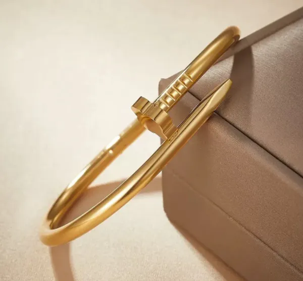 Gold_Brass_Anti-Tarnish_Bracelet_For_Women