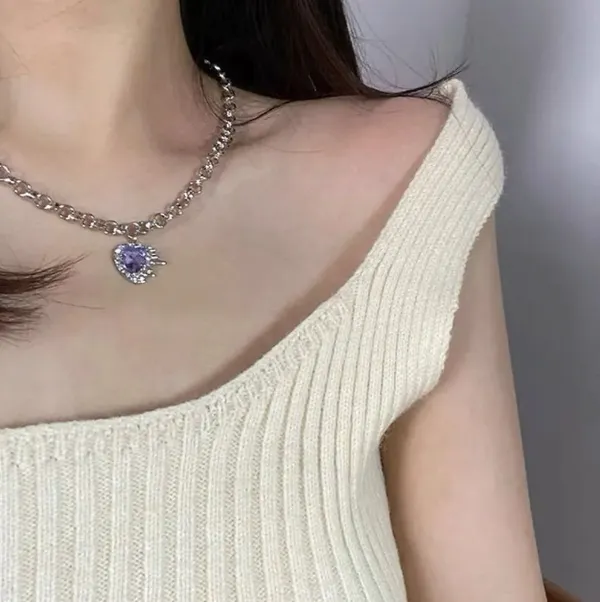 Silver_Brass_Anti_Tarnish_Heart_Necklace_For_Women
