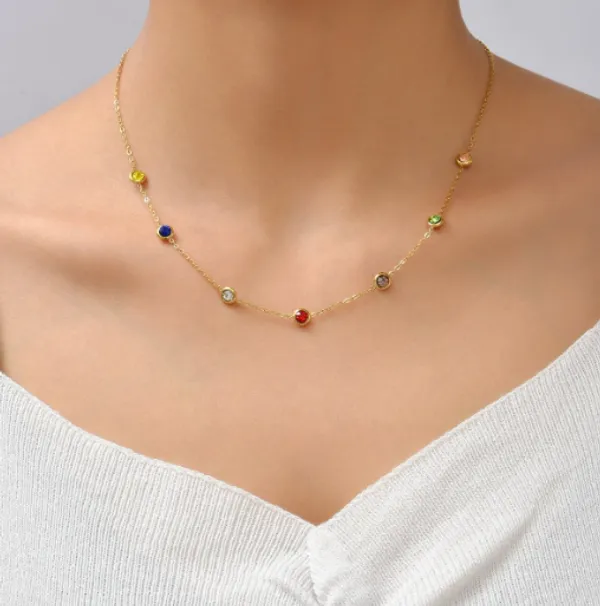 Gold_Brass_Bow_Motif_Necklace_For_Women