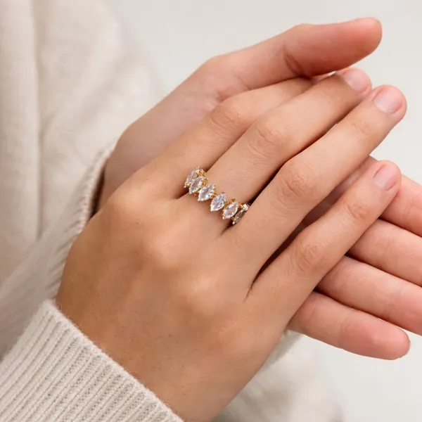 Crystal_Crown_Ring