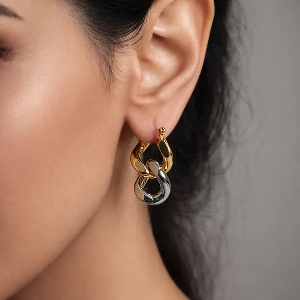 Celeste_Interlock_Earrings