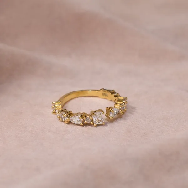 Eterna_Square_Ring