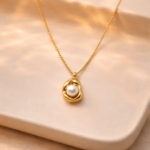 Baby_Cocoon_Necklace
