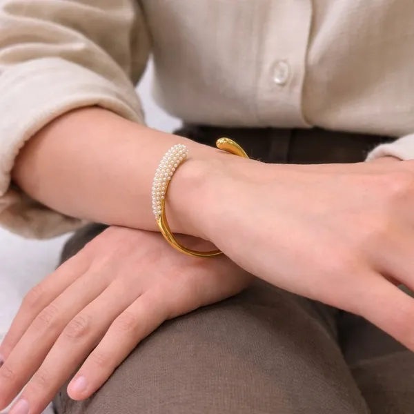 Pearl_Crest_Bracelet