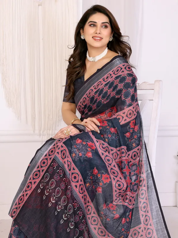 Black_Color_Handloom_Linen_Cotton_Digital_Print_Designer_Saree_(Product_Code:-80023)