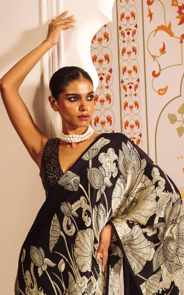 Black_Color_Original_Japan_Satin_(Devsena_Satin)_Digital_Print_Designer_Saree_(Product_Code:-140003)