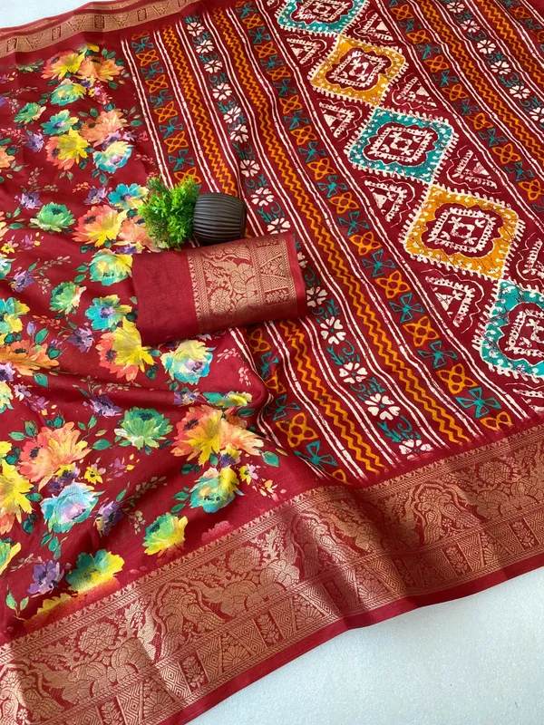 Crimson_red_Color_Premium_Dola_Floral_Print_Designer_Saree_(Product_Colod_:-_90024)