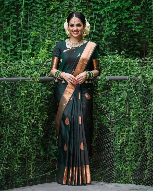Dark_Green_Color_Soft_Lichi_Silk_Jacquard_Designer_Saree_(Product_Code:-120015)