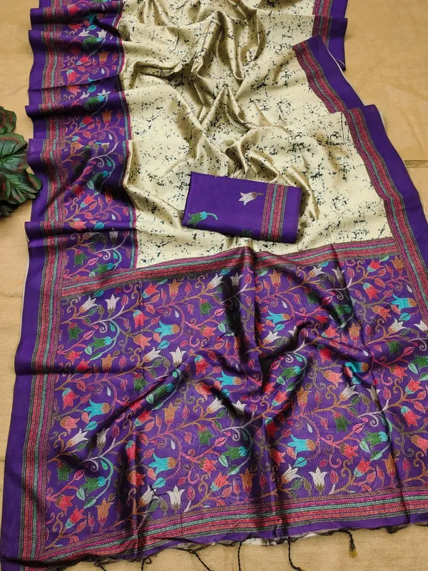 Light_cream_Color_Soft_Tussar_Silk_Floral_Print_Saree_(Product_Code:-110005)
