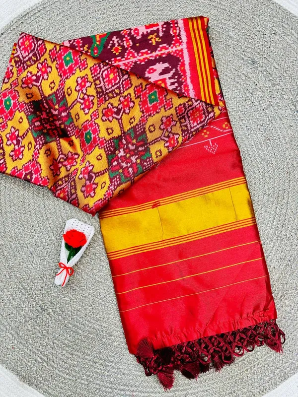 Mustard_yellow_Color_Premium_Pure_Patola_Silk_Double_Ikkat_Designer_Saree_(Product_Code:-40002)