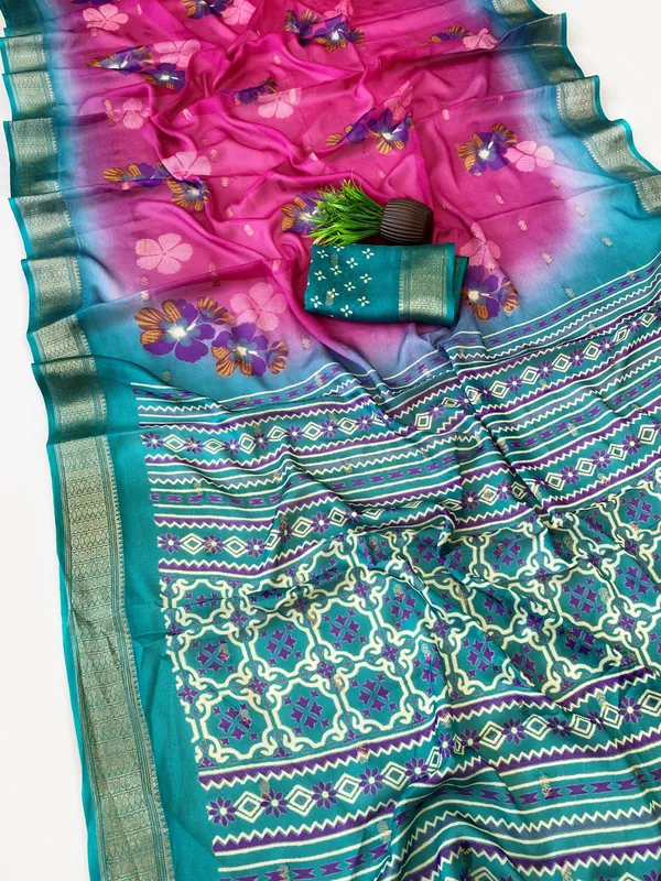 Pink_Color_Premium_Soft_Crepe_Floral_Print_Designer_Saree_(Product_Code:-70011)
