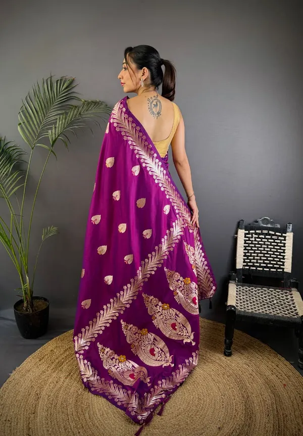 Purple_Color_Soft_Banarasi_Silk_Gold_Zari_Meenakari_Weaving_Saree_(Product_Code:-_30019)
