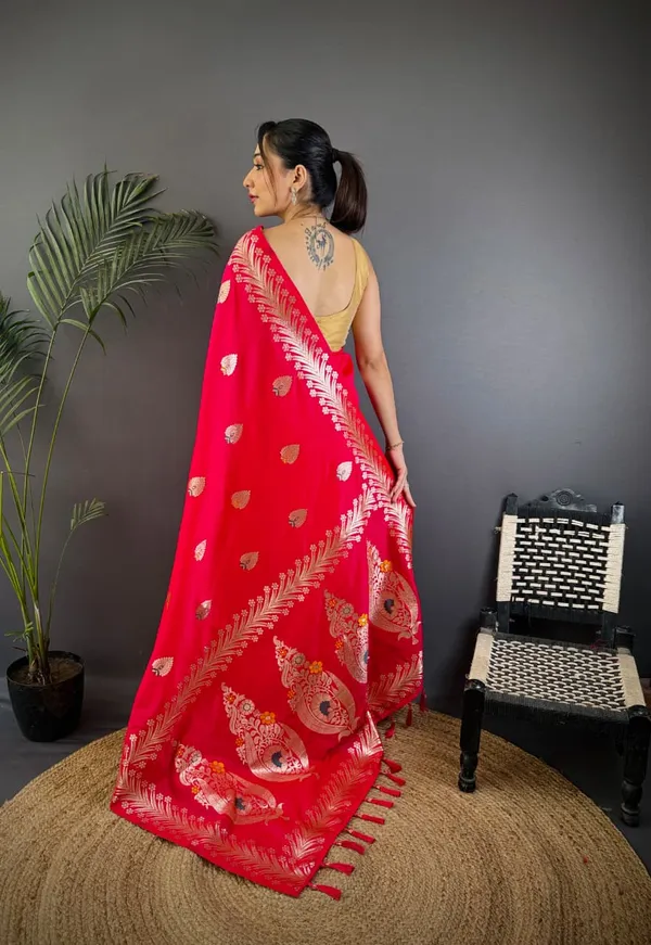 Rani_Pink_Color_Soft_Banarasi_Silk_Gold_Zari_Meenakari_Weaving_Saree_(Product_Code:-_30025)