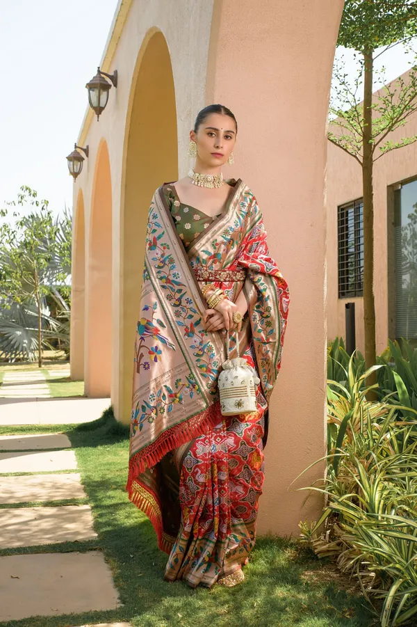 Red_color_paithani_silk_saree_with_zari_weaving_work_(Product_code:-_10017)