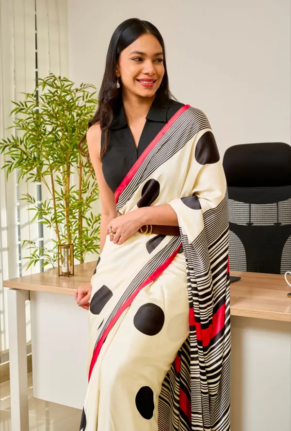 W/B_Color_Model_Silk_Digital_Print_Designer_Saree_(Product_Code:-70018)