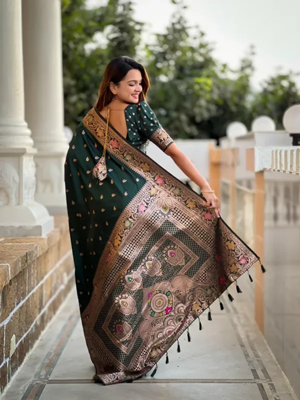 Bottle_Green_Color_Premium_Original_Silk_Banarasi_Meenakari_Saree_(Product_Code:-_30008)