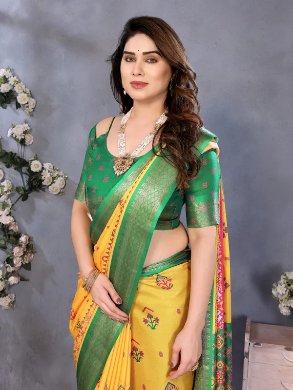 Yellow_Color_Heavy_Rich_Cotton_Silk_Digital_Print_Designer_Saree_(Product_Code:-80021)