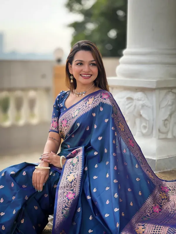 Navy_Blue_Color_Premium_Original_Silk_Banarasi_Meenakari_Saree_(Product_Code:-_30006)