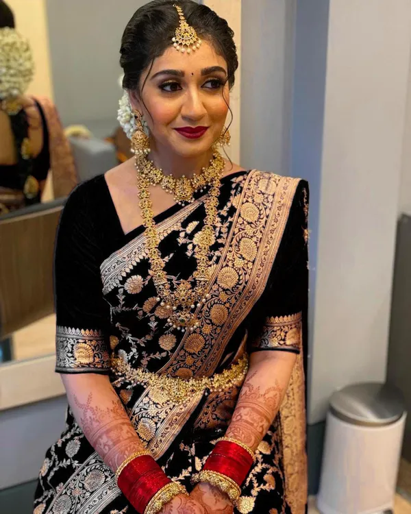 Black_Soft_Lichi_Silk_Saree_For_Women