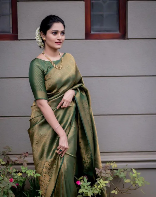 Green_Banarasi_Soft_Lichi_Silk_Saree_For_Women